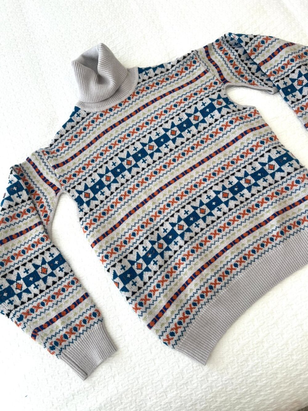 JOSEPH - London -Convertible Wool Cashmere Turtleneck Sweater - Medium
